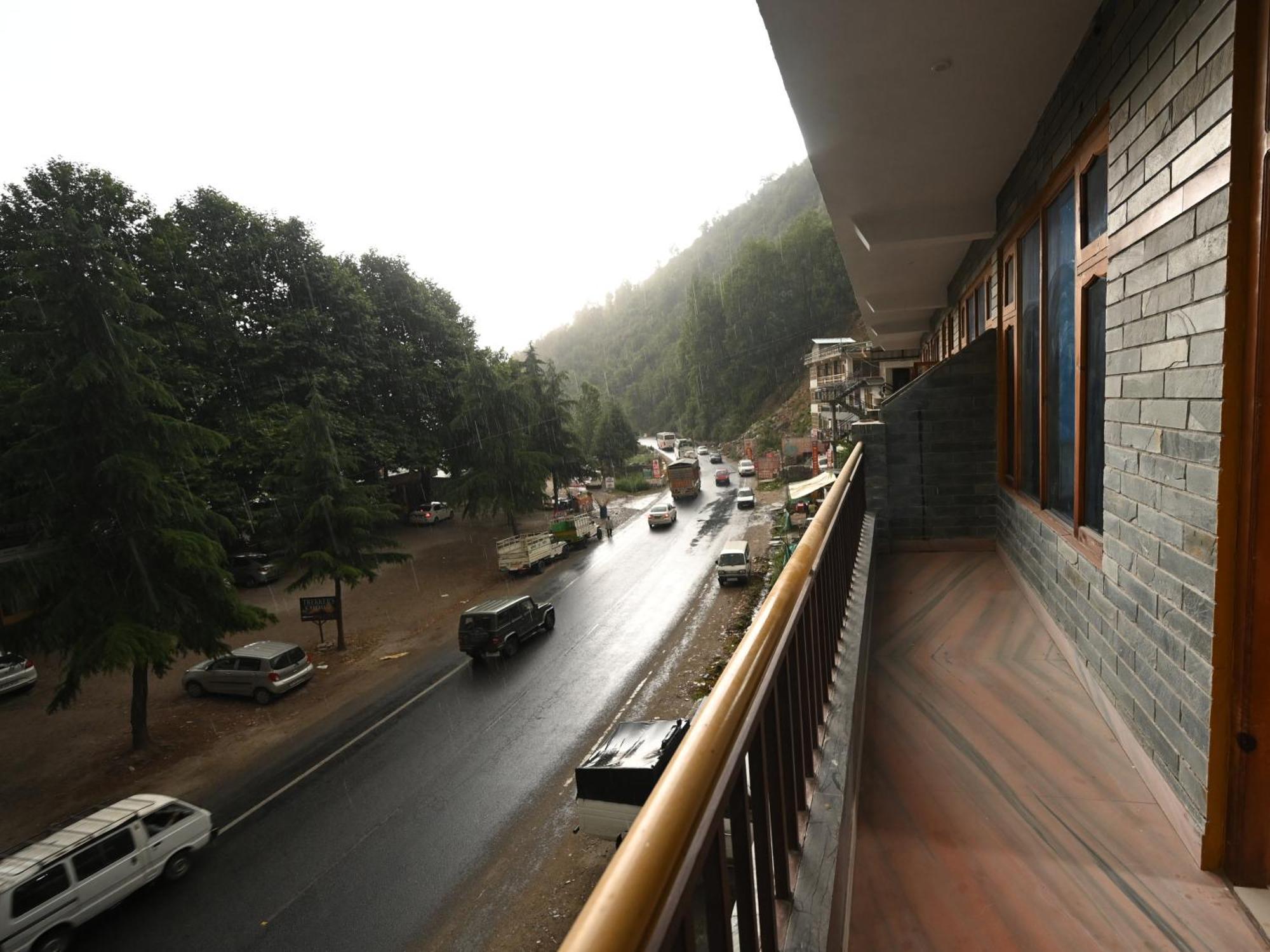 The Shalangco Villa Kullu Room photo